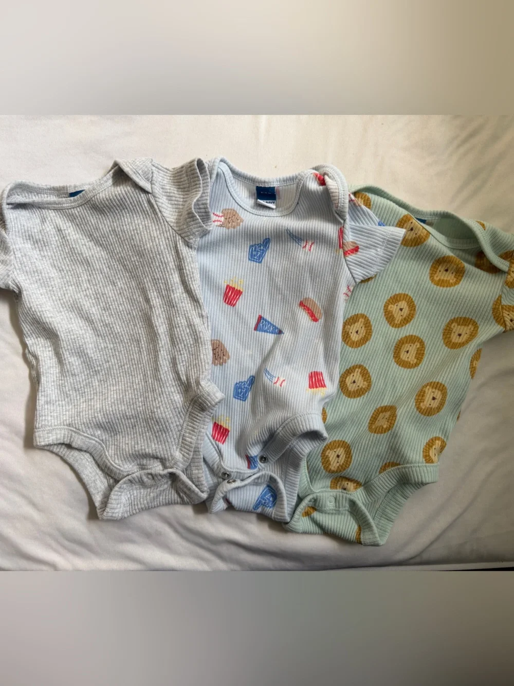 3 Old Navy Onesies 3-6m